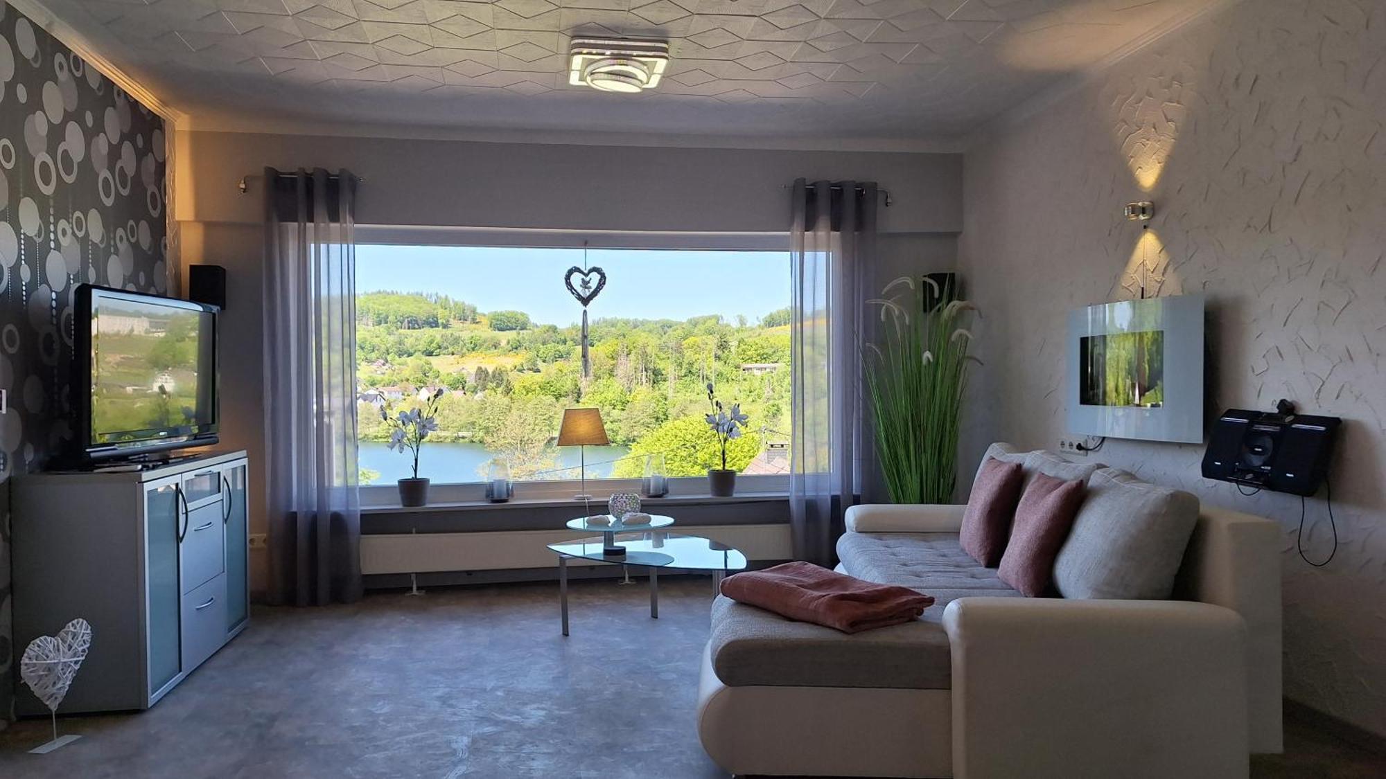 Seeblick-Ferienwohnung Im "Ferienhaus Agger-Blick" Mit Traumhafter Sonnen-Terrasse, Sauna, E-Kamin & Kajak Gummersbach Dış mekan fotoğraf